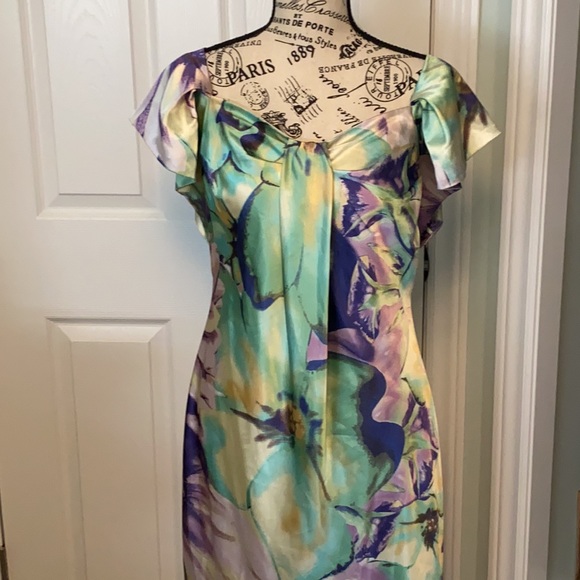 SALE💐Roulette Sz 6 dress - Picture 2 of 16